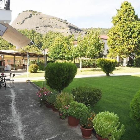The Other Side Of Meteora With Lush Garden, Bbq & Pavillion Kalambaka Exteriér fotografie